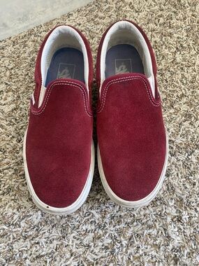 Vans Slip-On Suede Sneakers - Burgundy